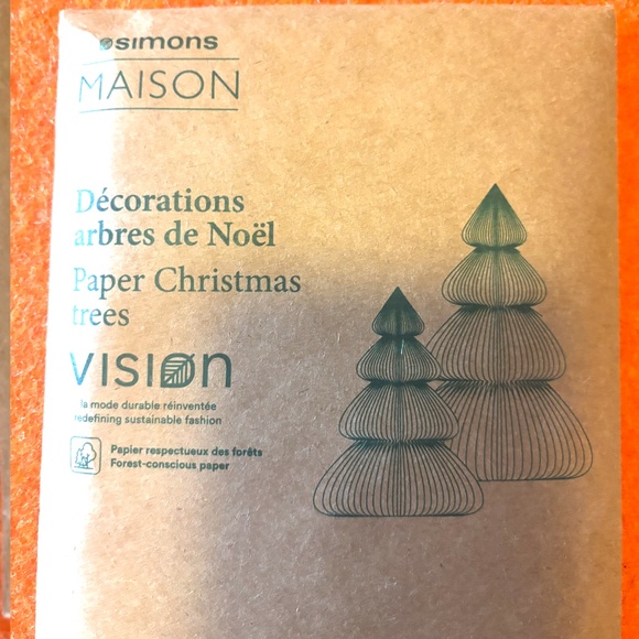 Handcrafted cream and gold 3D paper firs Christmas trees set of 2 NWT - Picture 4 of 7